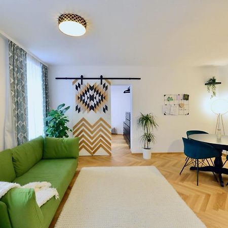 Modern Flat With Parking Space Apartment Viena Exterior foto