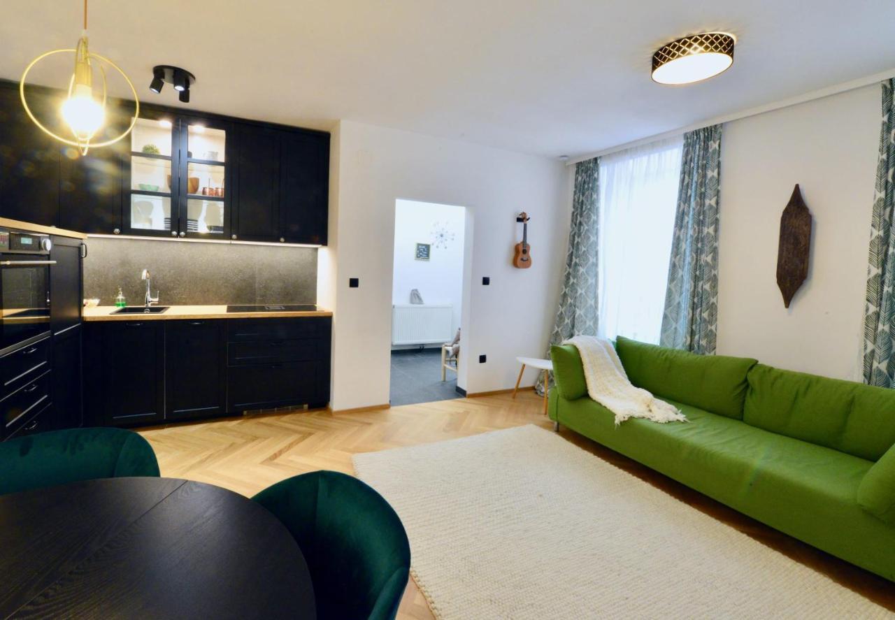 Modern Flat With Parking Space Apartment Viena Exterior foto