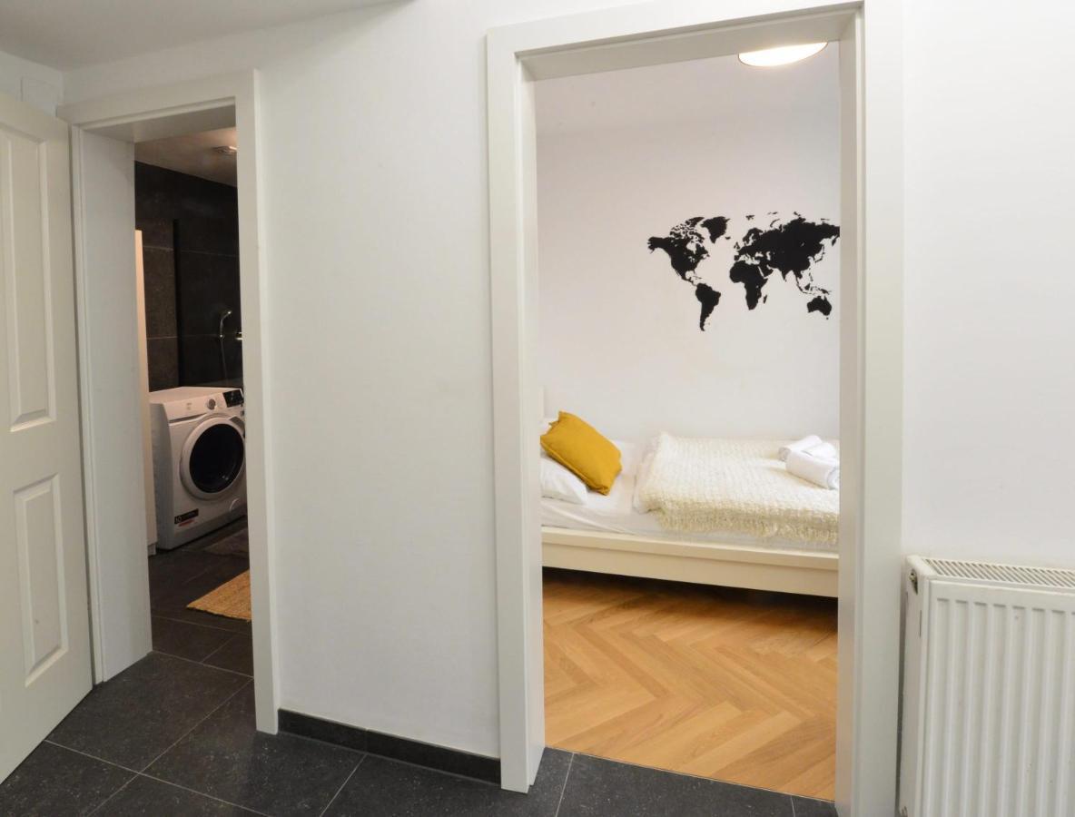 Modern Flat With Parking Space Apartment Viena Exterior foto
