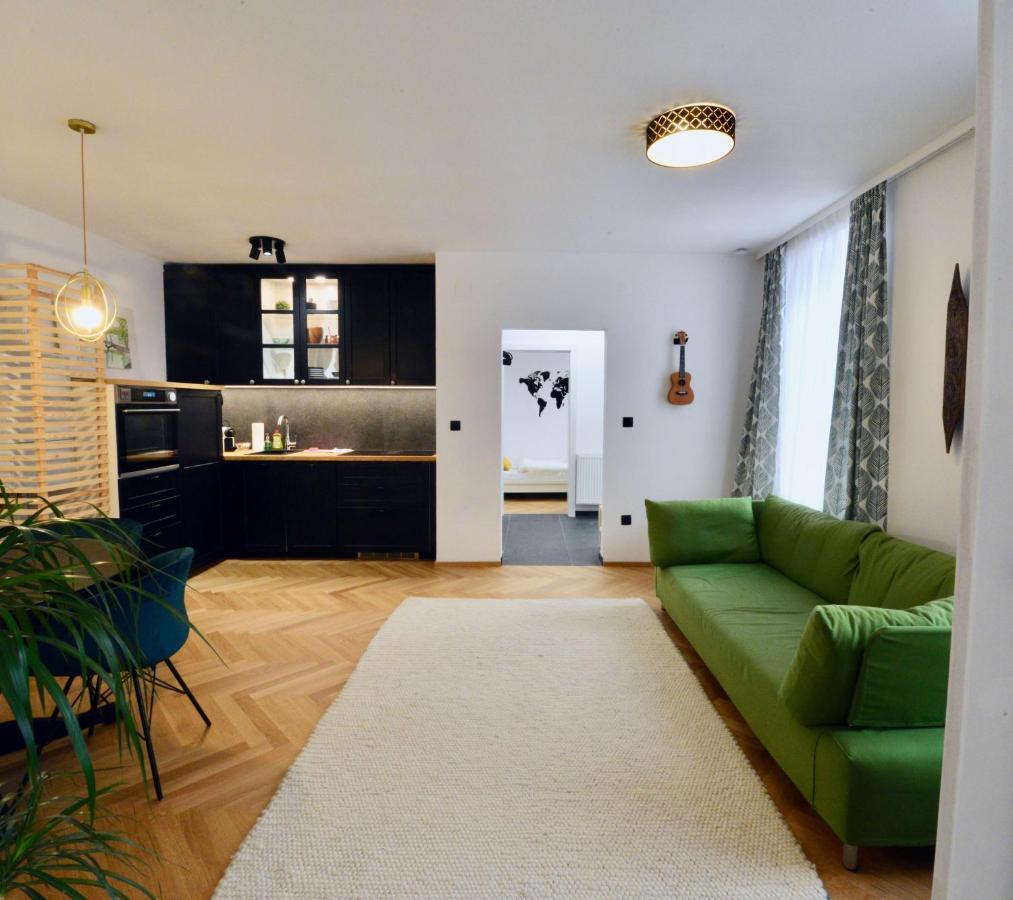 Modern Flat With Parking Space Apartment Viena Exterior foto